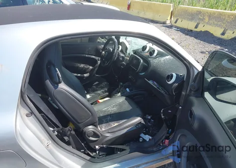 2017 Smart Fortwo from USA, damaged, VIN WMEFJ5DA3HK169258